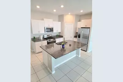 10316 Shady Preserve Drive, Riverview, FL 33578 - Photo 9
