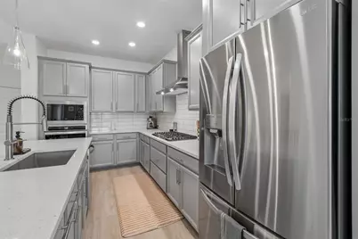 5722 Silver Sun Dr, Apollo Beach, FL 33572 - Photo 13