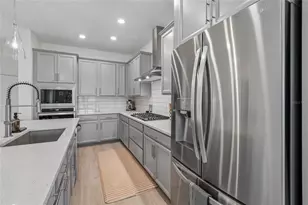 5722 Silver Sun Dr, Apollo Beach, FL 33572 - Photo 13