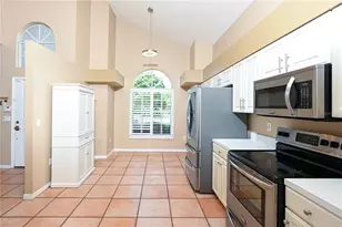 4906 Augusta Ave, Oldsmar, FL 34677 - Photo 9