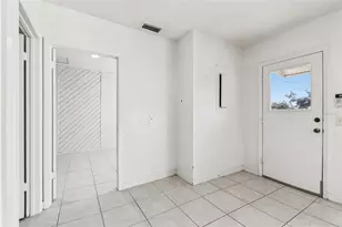 855 E Brandon Blvd, Brandon, FL 33511 - Photo 7