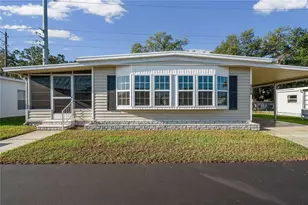 37818 Valencia Ave, Zephyrhills, FL 33541 - Photo 1