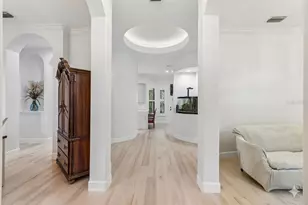 3602 Arlington Oaks Ct, Tampa, FL 33618 - Photo 9