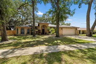 3602 Arlington Oaks Ct, Tampa, FL 33618 - Photo 5