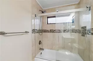 3602 Arlington Oaks Ct, Tampa, FL 33618 - Photo 49