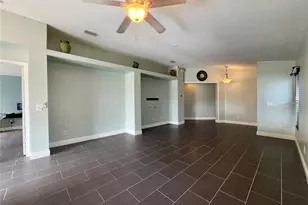 11324 Palm Island Ave, Riverview, FL 33569 - Photo 9