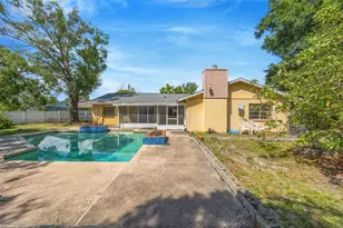 15804 Ironware Pl, Tampa, FL 33624 - Photo 3