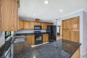 15804 Ironware Pl, Tampa, FL 33624 - Photo 21
