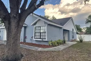 10114 Allenwood Dr, Riverview, FL 33569 - Photo 3