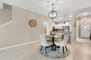 843 Royal Empress Dr, Ruskin, FL 33570 - Photo 13