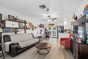 1182 Friar Tuck Ln, Dunedin, FL 34698 - Photo 7