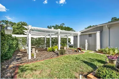 6625 Baybrooks Circle, Tampa, FL 33617 - Photo 41