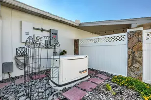 6625 Baybrooks Cir, Tampa, FL 33617 - Photo 37