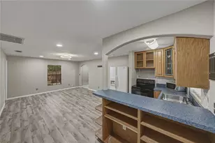37634 Hidden Park Ct, Dade City, FL 33525 - Photo 45