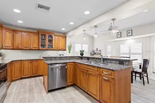 1107 Glenn Ln, Safety Harbor, FL 34695 - Photo 23