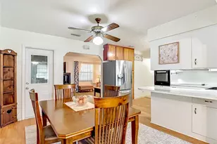 709 E Morgan St, Brandon, FL 33510 - Photo 13