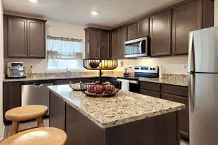 1679 Wynford Cir, Tavares, FL 32778 - Photo 9