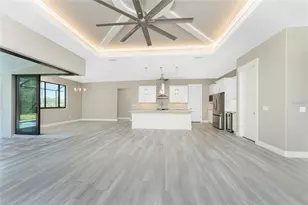 35 Broadmoor Ln, Rotonda West, FL 33947 - Photo 5