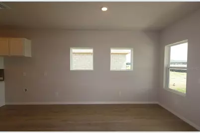 3624 Jons Lakeview Street, Plant City, FL 33566 - Photo 9