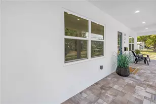 834 53rd Ave N, Saint Petersburg, FL 33703 - Photo 7