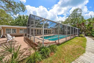 802 Allamanda Dr, Largo, FL 33770 - Photo 37