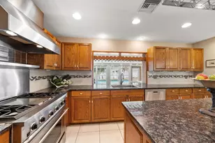 802 Allamanda Dr, Largo, FL 33770 - Photo 7