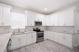2904 Banza St, Tampa, FL 33605 - Photo 7