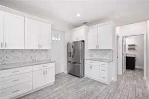 2904 Banza St, Tampa, FL 33605 - Photo 9