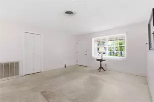 6617 27th Way N, Saint Petersburg, FL 33702 - Photo 9