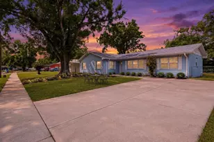 4612 Snook Dr, Tampa, FL 33617 - Photo 1