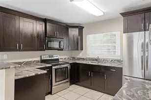 4612 Snook Dr, Tampa, FL 33617 - Photo 9