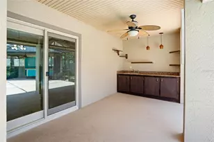 2715 Mock Orange Ct, Valrico, FL 33594 - Photo 41