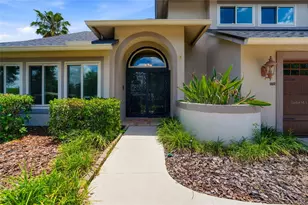 2715 Mock Orange Ct, Valrico, FL 33594 - Photo 7