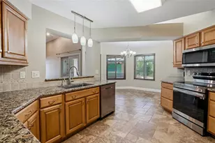 2715 Mock Orange Ct, Valrico, FL 33594 - Photo 21