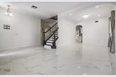 380 Rosalind Lane, Oldsmar, FL 34677 - Photo 5