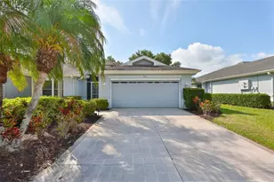 951 Villeroy Greens Dr, Sun City Center, FL 33573 - Photo 3