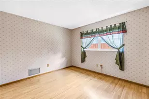 10657 Del Prado Dr E, Largo, FL 33774 - Photo 37