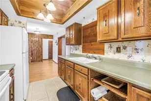 10657 Del Prado Dr E, Largo, FL 33774 - Photo 31
