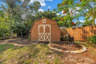 10657 Del Prado Dr E, Largo, FL 33774 - Photo 55