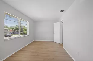 14024 Village Terrace Dr, Tampa, FL 33624 - Photo 17