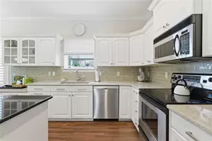 2612 W Wyoming Ave, Tampa, FL 33611 - Photo 25
