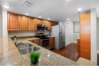 11730 Shipwatch Drive #604, Largo, FL 33774 - Photo 9