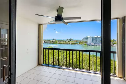 11730 Shipwatch Drive #604, Largo, FL 33774 - Photo 3