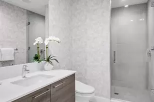 301 1st St S, Saint Petersburg, FL 33701 - Photo 61