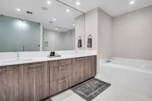 301 1st St S, Saint Petersburg, FL 33701 - Photo 51