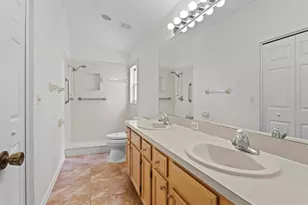 16037 Shinnecock Dr, Odessa, FL 33556 - Photo 19