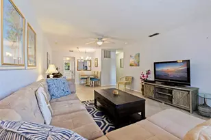 5975 Terrace Park Dr N, Saint Petersburg, FL 33709 - Photo 5