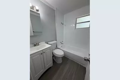 2935 Dr Martin Luther King Jr Street S, Saint Petersburg, FL 33705 - Photo 15