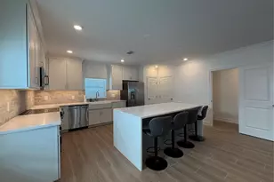 1523 W Chestnut St, Tampa, FL 33607 - Photo 3