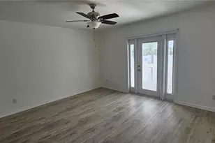 3747 Pompano Dr SE, Saint Petersburg, FL 33705 - Photo 13